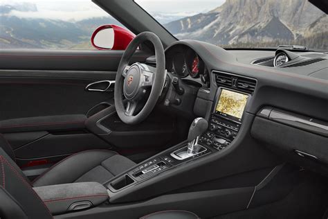 Porsche 911 Targa 4 GTS World Premiere at 2015 NAIAS | Carscoops