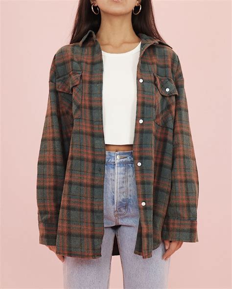 90s Flannel – Cry Baby Hipster Outfits, Mode Outfits, Cute Casual ...