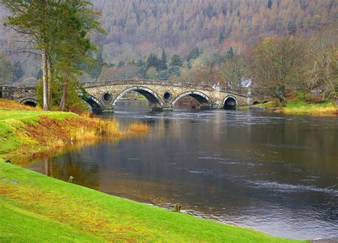 Kenmore Bridge | The bridge over the river Tay at Kenmore, S… | K B ...