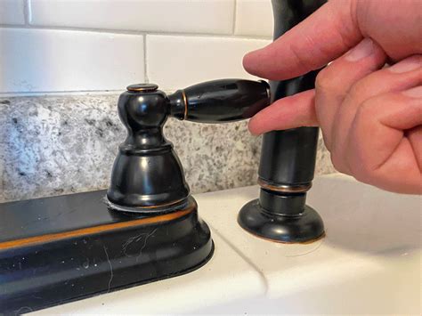 How to Tighten Faucet Handle | HomeServe USA