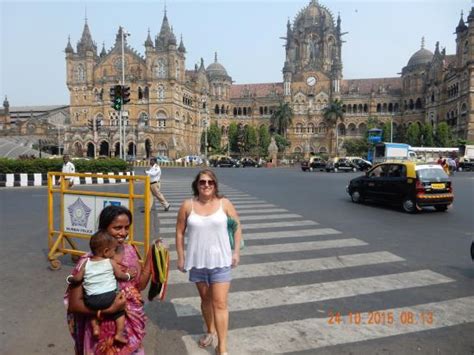 Guide About Mumbai’s Churchgate Station