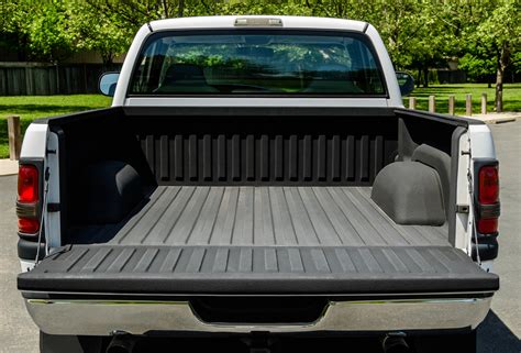 Pick Up Truck Protection: What to Look For in a New Truck Bed Lining ...