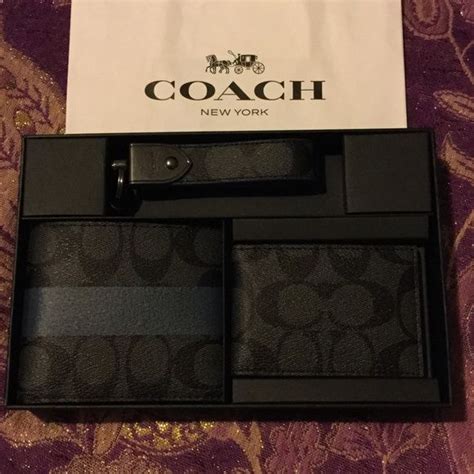 Coach Keychain Wallet Men's | semashow.com