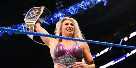 5 Best WWE Women's Champions Ever (& Their Best Match)