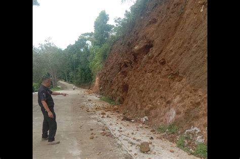 Quake-hit Kidapawan evacuates families amid fears of landslide | ABS ...