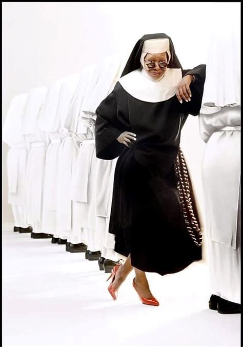 Whoopie Goldberg as sister Mary Clarence in "Sister Act." | Whoopi ...