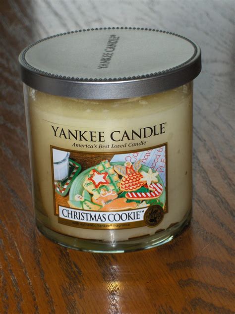 Yankee Candle Christmas Cookie 7 oz. Jar - Home Décor