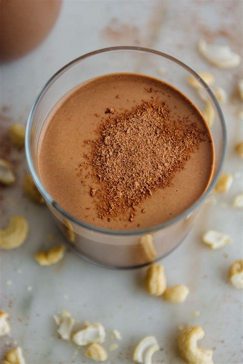 DIY Chocolate Cashew Milk {New Year Reset Day 21} | www.scalingbackblog ...