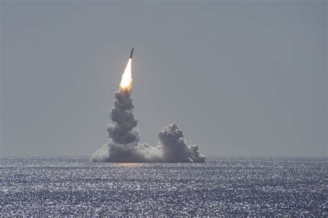 U.S. Navy Ohio-Class Sub Test Launches Ballistic Missile | RealClearDefense