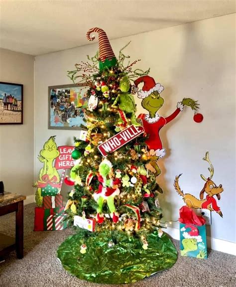 Grinch Christmas Tree | Diy christmas tree, Grinch christmas ...