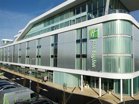 Hotels Near Southend Airport: Holiday Inn Southend