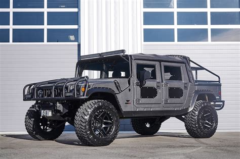 Rebooted Hummer H1 Aims for Perfection