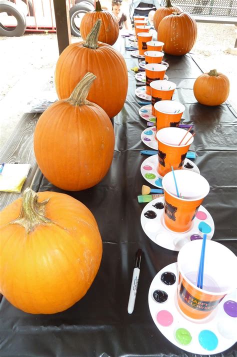 Room Mom Extraordinaire: Painting Pumpkins in the Park | Birthday ...