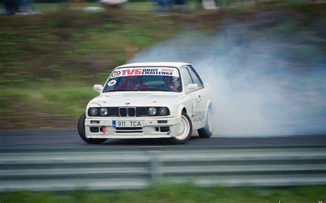 bmw, 520, Drifting Wallpapers HD / Desktop and Mobile Backgrounds