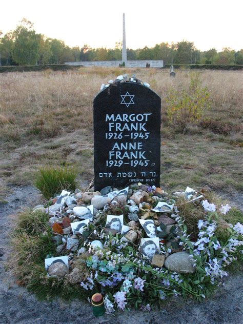 File:Anne frank memorial bergen belsen.jpg