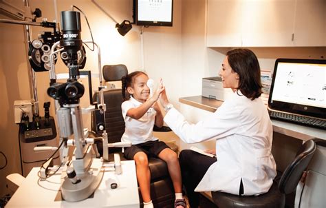 Pediatric Eye Exams Doctor in Chicago, Kids Eye Exams