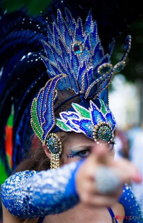 Notting Hill Carnival 2 in 2019 | Carnival dancers, Carnival headdress ...