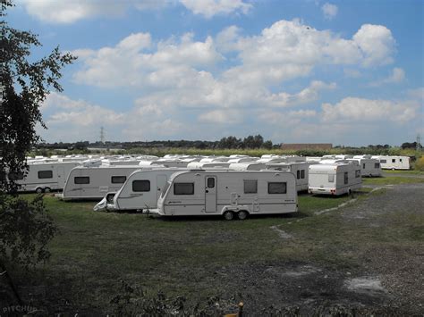 Somerset View Caravan Park, Bridgwater - Pitchup®