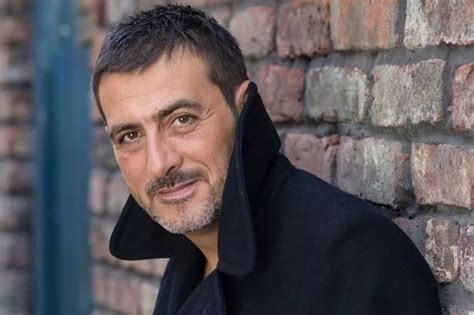 ITV Coronation Street: The real life of Peter Barlow actor Chris ...