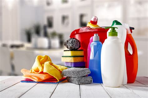 7 Factors to Consider When Choosing Home Cleaning Products