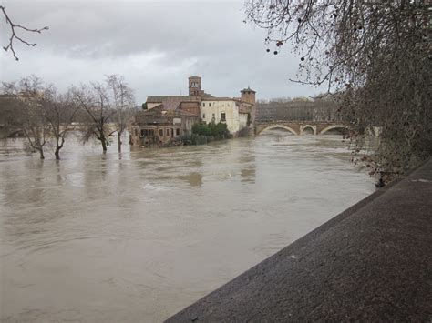 Sights of Rome: Floods on the Tiber