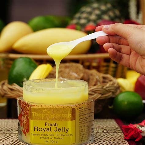 Fresh Royal jelly 500g | Thepprasit Honey Online Shopping - Honey, Bee ...