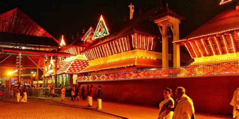 What makes Kerala's Guruvayoor temple important for a Hindu?