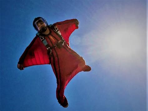 How to Learn Wingsuit Flying: Beginner to Advance Wingsuiting