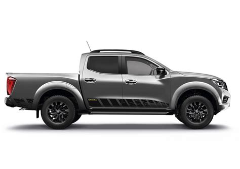 Le Nissan NAVARA présente sa nouvelle finition N-GUARD