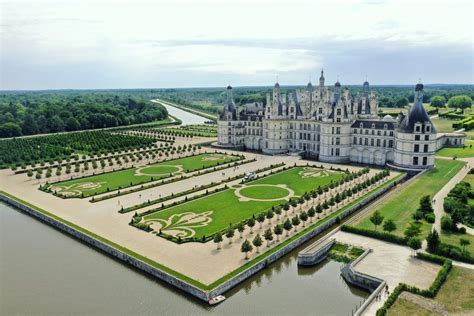 Visiting the château - Chambord Castle