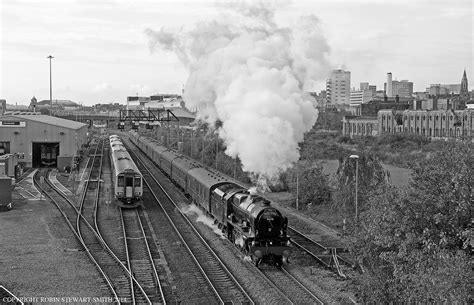 LMS Royal Scot No 46115 'Scots Guardsman'leaves Nottingham… | Flickr