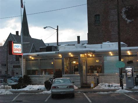 Early February morning outside Lindy's diner, Keene NH | Flickr