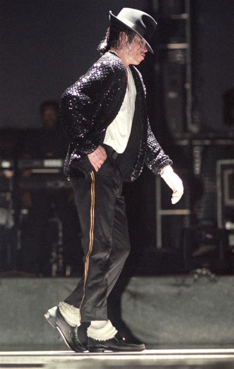 Michael Jackson’s Moonwalk 30 Years Old - Welcome To Xclusive Africa's Blog