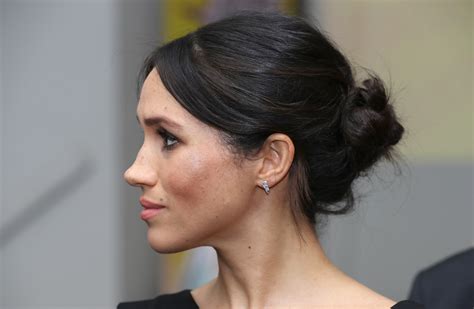 Meghan Markle's Updo: How to Get Her Messy Bun