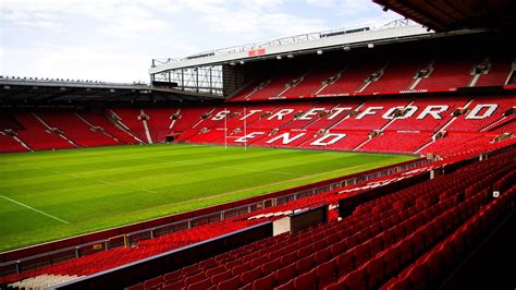 Old Trafford Stadium - History, Stadium Capacity, Location | Football ...