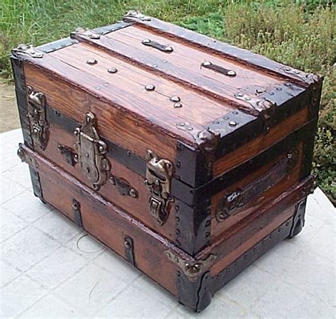 How to Restore Antique Trunks and Trunk Restoration, Refurbished Trunks ...