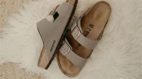 The 20 Most Comfortable, Best Walking Sandals for Women 2023 - Parade