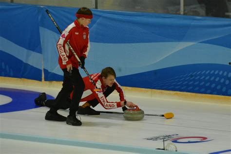 Meet the Team – Junior Men – English Curling Association