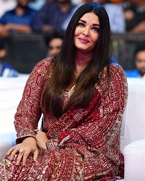 Aishwarya Rai Bachchan's 'PS-2' event look in Hyderabad is pure magic