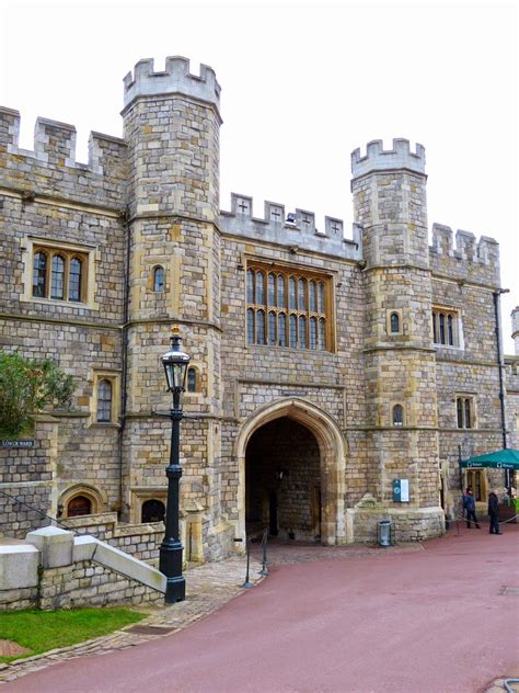 Windsor Castle - a Regency History guide | Windsor castle, Regency ...