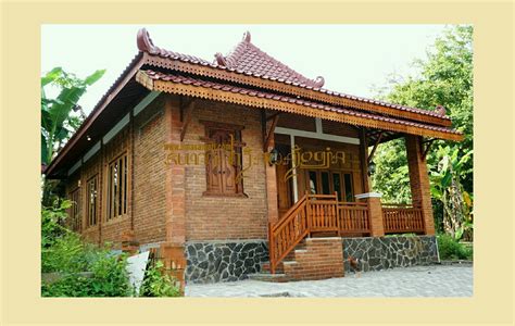 Gambar Rumah Adat Yang Berasal Dari Jawa Tengah - RumahModern.eu.org