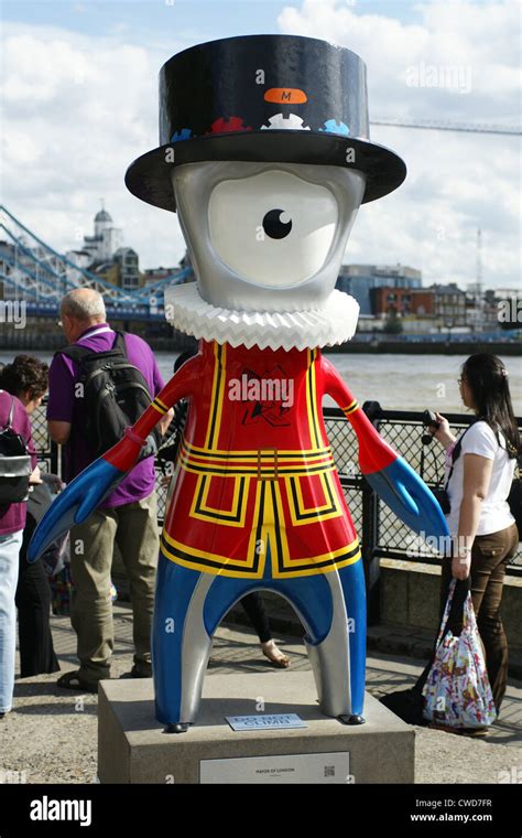 Paralympic mascot hi-res stock photography and images - Alamy