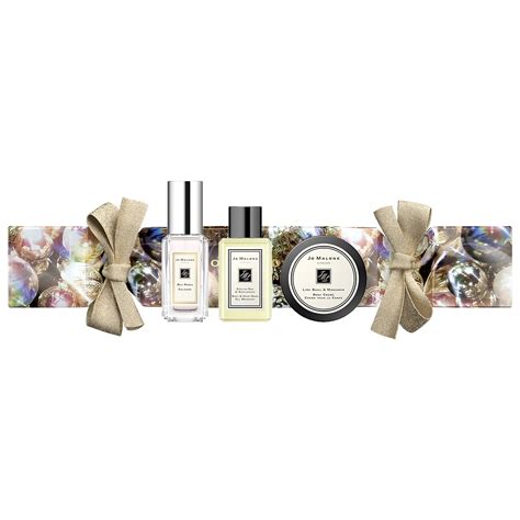 Jo Malone London Christmas Cracker | Perfume gift sets, Perfume gift ...