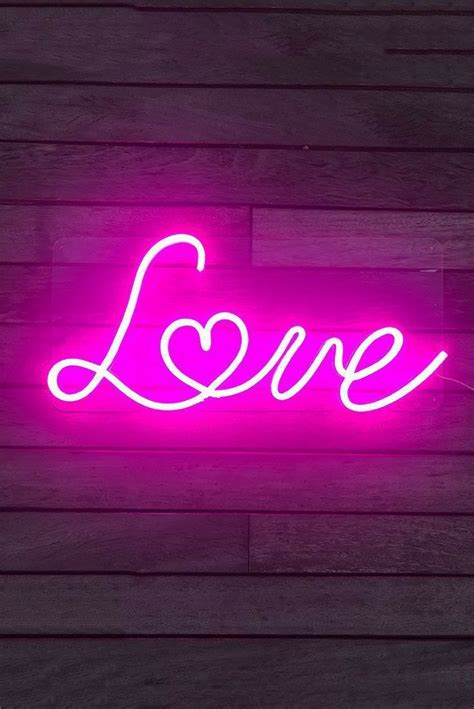 Pin by Maria Gómez on Capturas de tela | Neon signs, Love neon sign ...