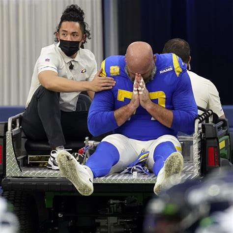 Rams' Andrew Whitworth to Be Put on IR with Knee Injury; Will Miss 6-8 ...