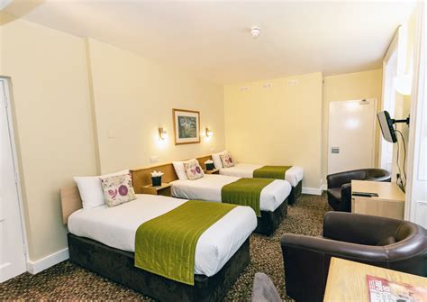 Triple Rooms in London - Darlington Hotel