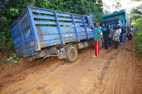 25 Truck stuck in mud Stock Pictures, Editorial Images and Stock Photos ...