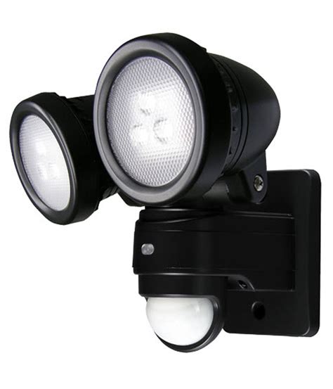 10 benefits of Led outdoor sensor light - Warisan Lighting