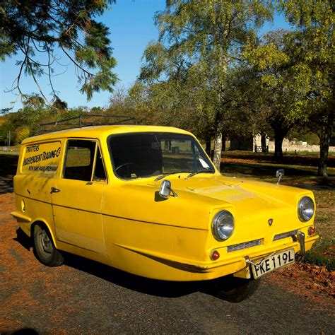 Reliant Regal Supervan III - The National Motor Museum Trust