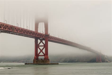 Golden Gate Bridge in the Fog – Daniel Leu | Photography